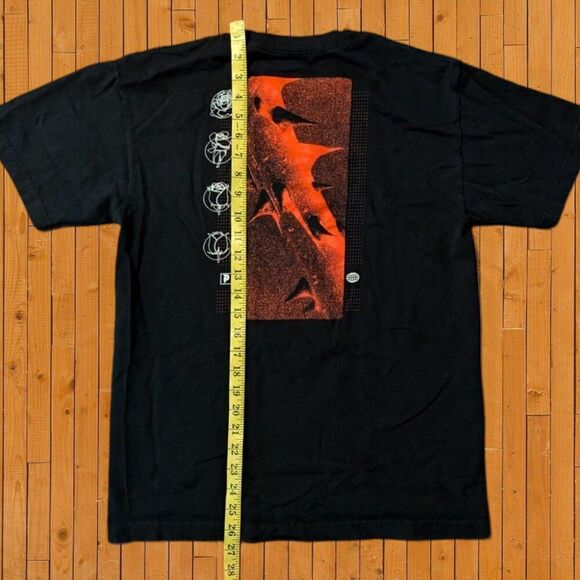 Retro Y2K Grunge Primitive Skater Shirt Thorns And Logo Men's Med - Picture 3 of 6